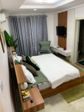 Admiralty real estate